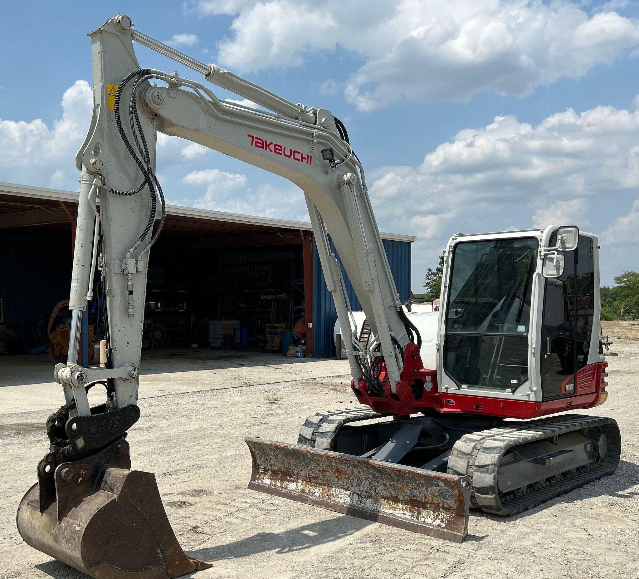 2020 Takeuchi TB290 mini excavator